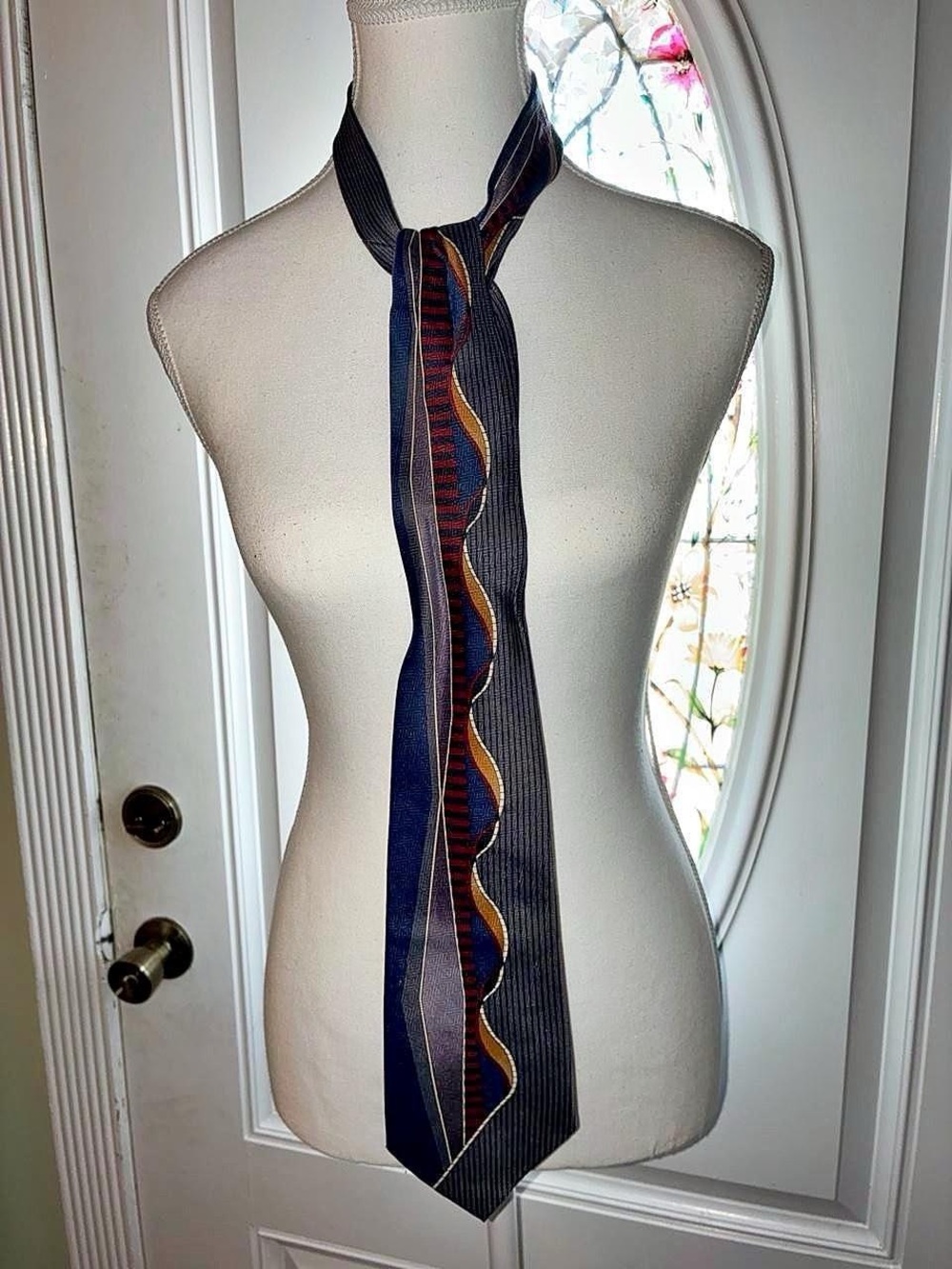Vintage Navy & Multicolor Men's Patterned Silk Tie